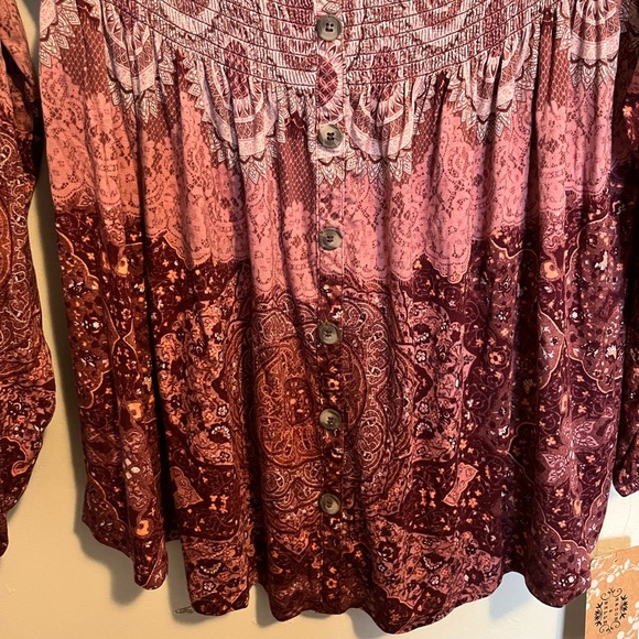 Mason & Belle Carlita Off the Shoulder Button Detail Knit Top NWT - Picture 4 of 11